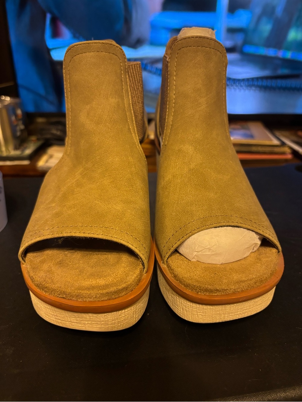 Pierre Cardin Olive Suede Open-Toe Platform Sandals